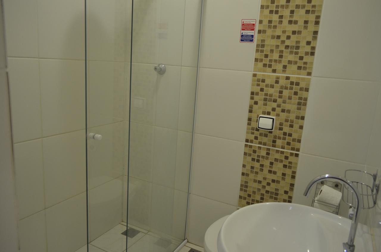 Unibarao Hotel -Proximo As Universidades Unicamp-Puc-Hospitais -Bancos-Restaurantes-Praca Capital -Shopping Dom Pedro - Expo Dom Pedro-Ceasa カンピーナス エクステリア 写真
