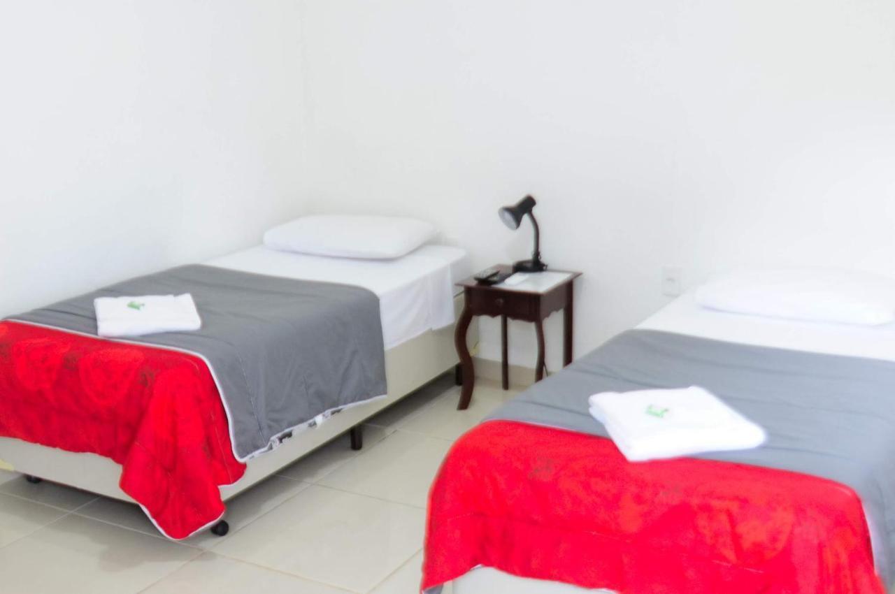 Unibarao Hotel -Proximo As Universidades Unicamp-Puc-Hospitais -Bancos-Restaurantes-Praca Capital -Shopping Dom Pedro - Expo Dom Pedro-Ceasa カンピーナス エクステリア 写真